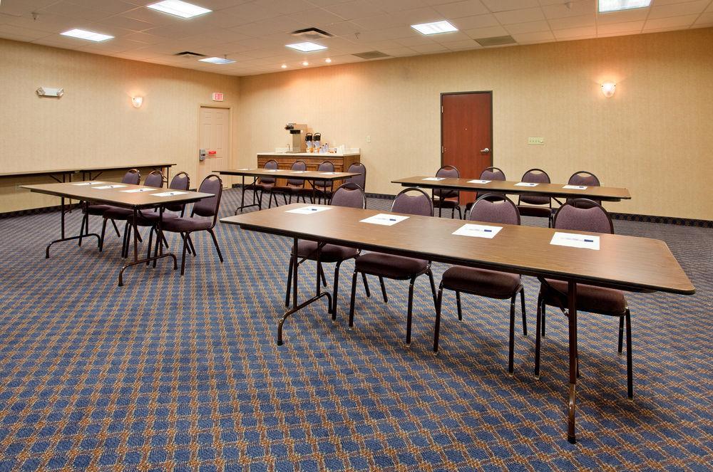 Holiday Inn Express Hotel & Suites Maryville By Ihg Kültér fotó