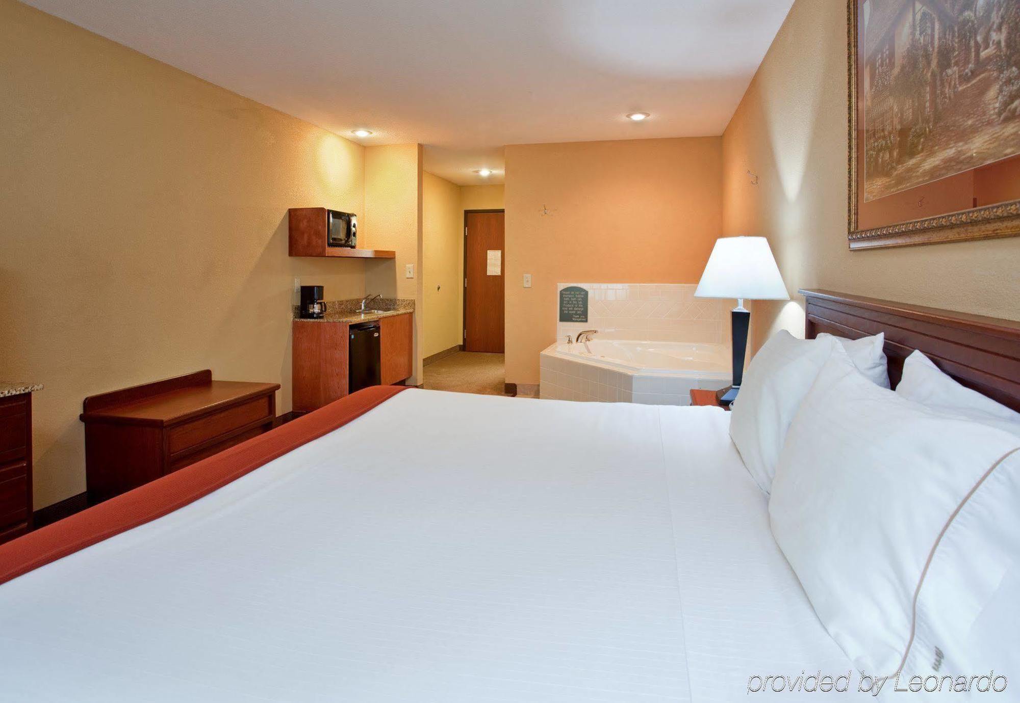 Holiday Inn Express Hotel & Suites Maryville By Ihg Szoba fotó